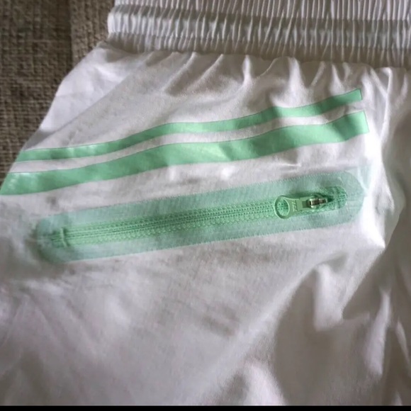 Adidas Stella McCartney Revolve  TPA asmc  Running Shorts White XS NWT - Picture 8 of 10